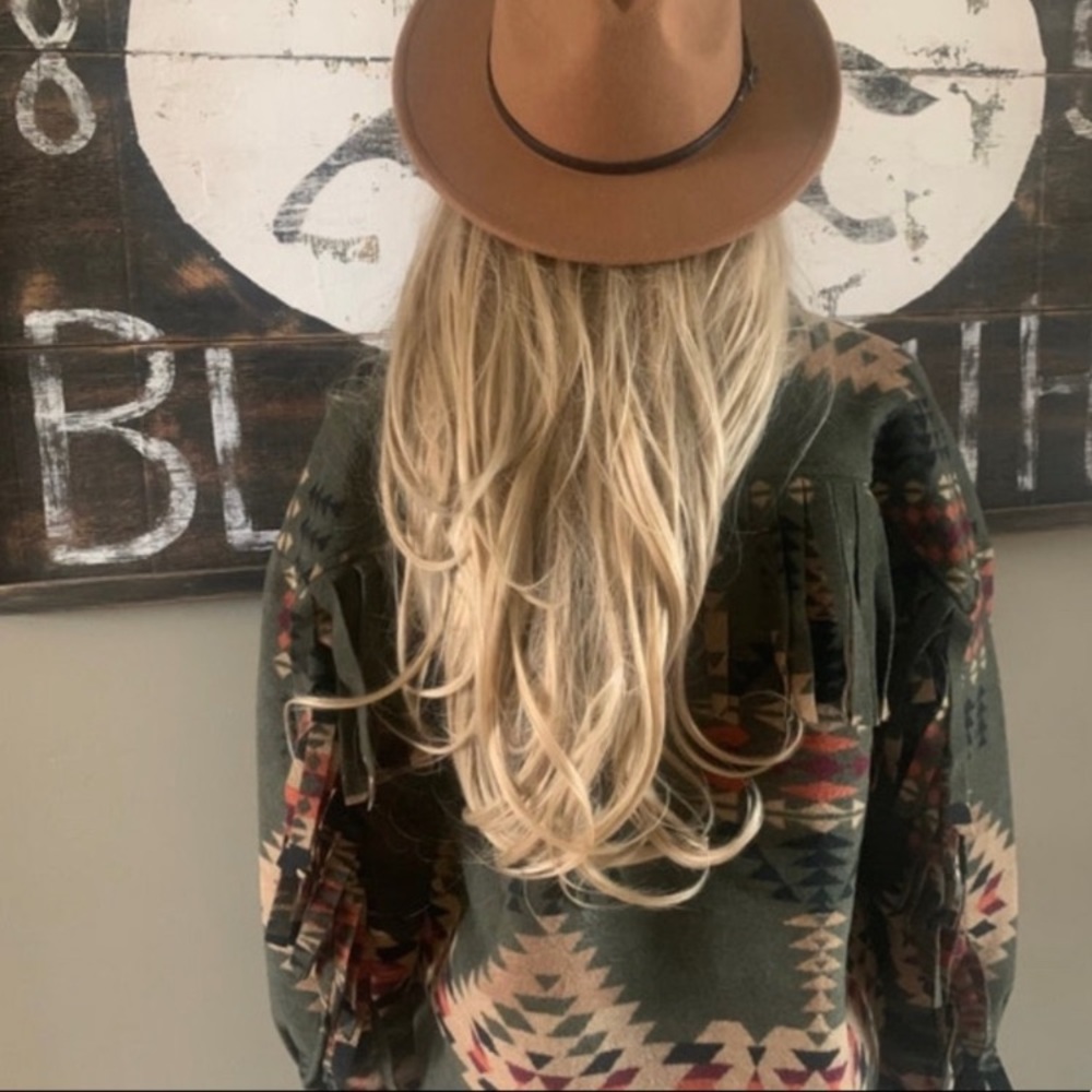NWOT Aztec Print Fringed Boho Jacket Shacket.